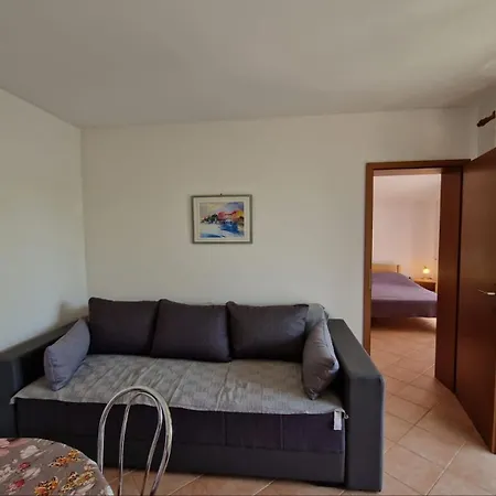 Matea In Finida 1km From The