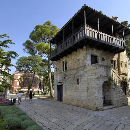 Guest house Matea In Finida 1km From The Porec