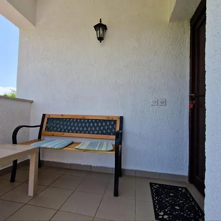 Matea In Finida 1km From The